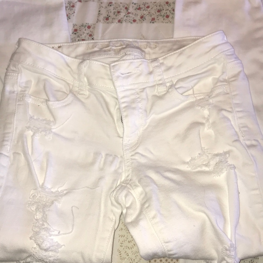 American Eagle Ripped Jean Capri